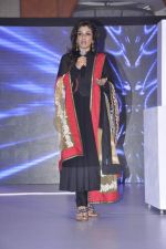 Raveena Tandon at Can Kit event in Mumbai on 21st Dec 2012 (18).JPG